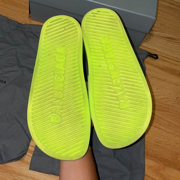 ☀️Balenciaga Pool Slides - Picture 5 of 10